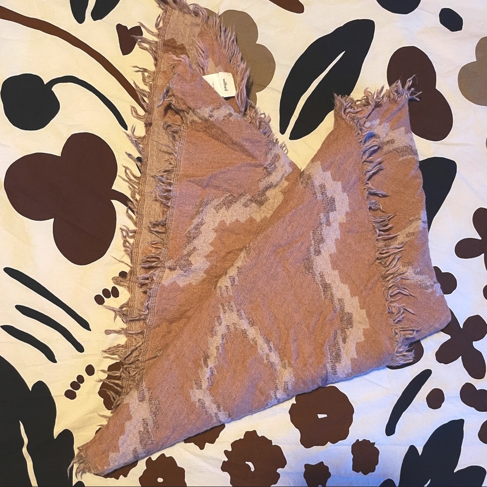 Wilfred dusty pink Diamond Mosaic Triangle Scarf